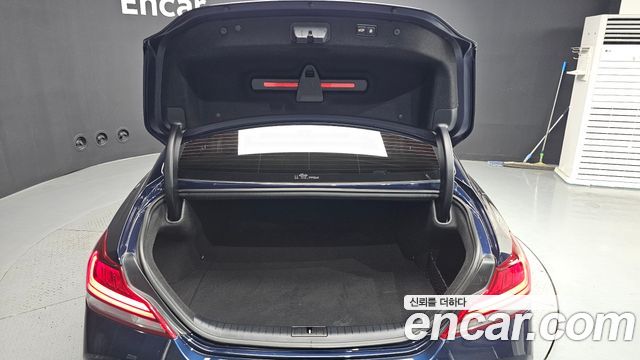 Genesis G70 2019 — photo 20