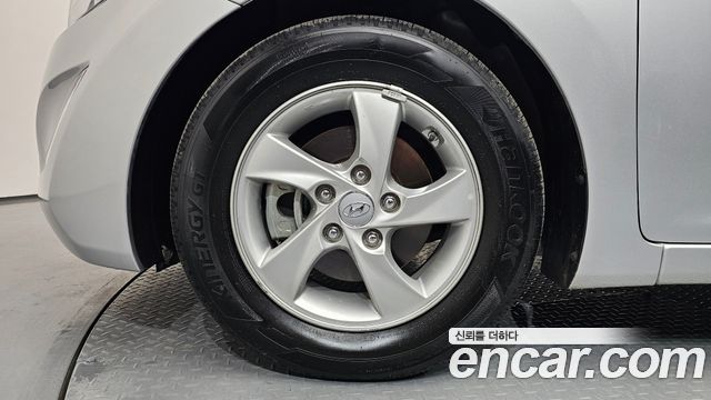 Hyundai AVANTE 2015 — photo 5