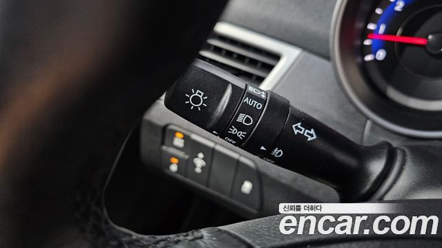 Hyundai AVANTE 2015 — photo 23