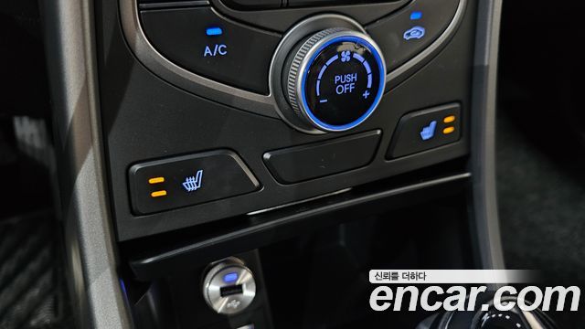 Hyundai AVANTE 2015 — photo 25