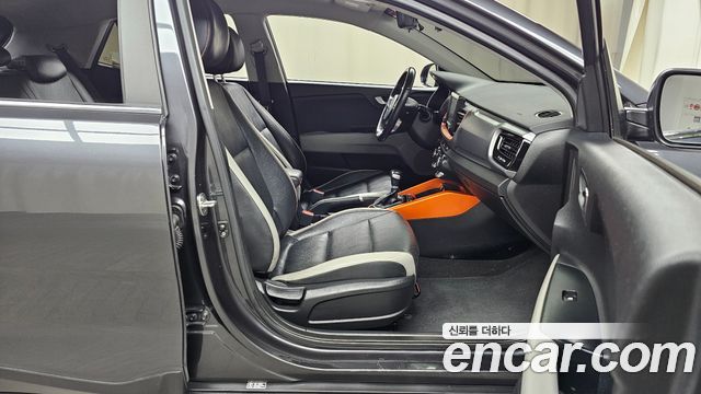 Kia Stonic 2019 — photo 11