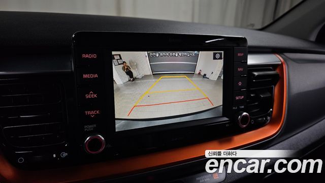 Kia Stonic 2019 — photo 17