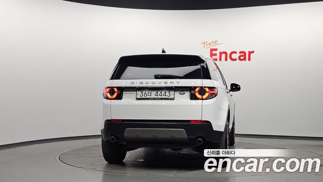 Land Rover Discovery Sport 2018 — photo 4