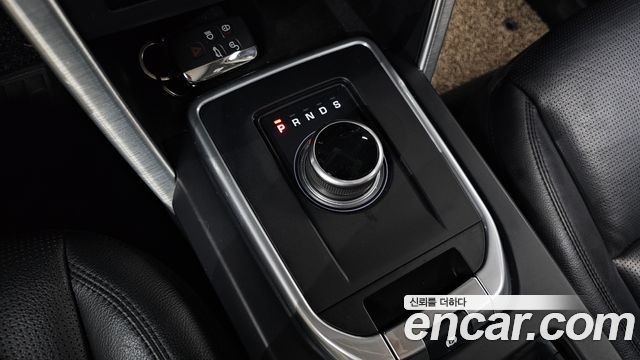 Land Rover Discovery Sport 2018 — photo 9