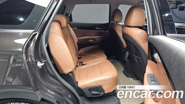 Kia Sorento 2019 — photo 17