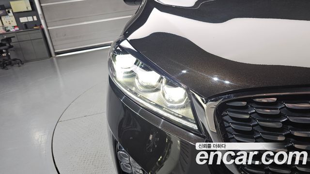 Kia Sorento 2019 — photo 8