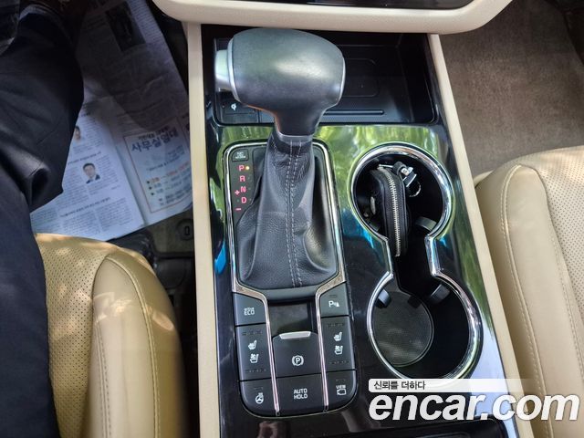 Kia Canival 2019 — photo 10