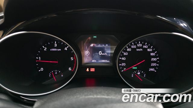 Kia Canival 2015 — photo 11