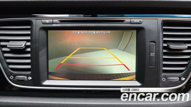 Kia Canival 2015 — photo 21