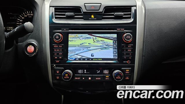 Nissan Altima 2015 — photo 14