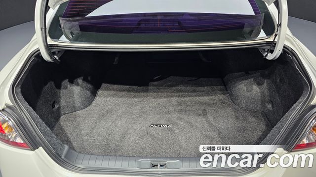 Nissan Altima 2015 — photo 20