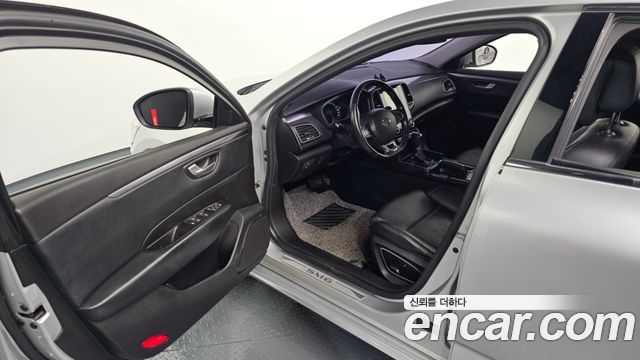 Renault Korea SM6 2016 — photo 13