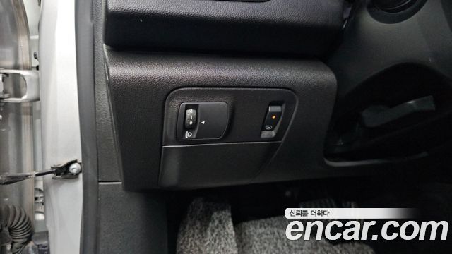 Renault Korea SM6 2016 — photo 22