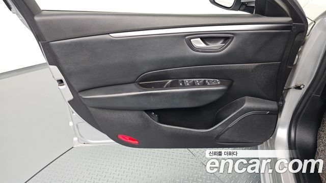 Renault Korea SM6 2016 — photo 14