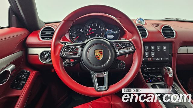 Porsche 718 2021 — photo 17