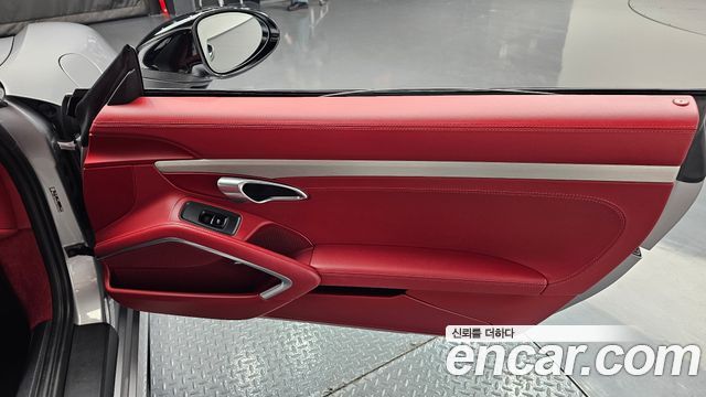 Porsche 718 2021 — photo 15