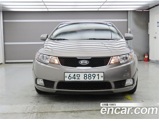 Kia Porte 2013 — photo 2