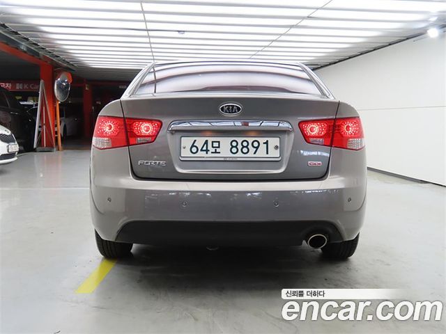 Kia Porte 2013 — photo 3