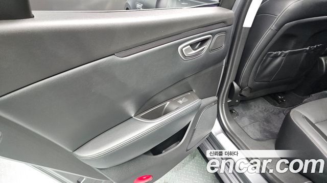 Renault Korea SM6 2019 — photo 15