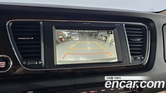 Kia Canival 2019 — photo 14