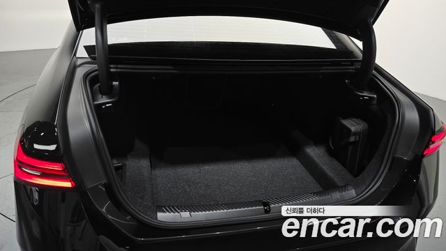 BMW 5-Series 2026 — photo 19