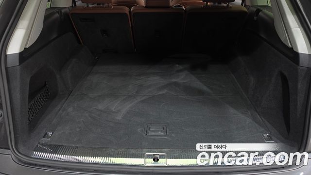 Audi Q7 2021 — photo 24
