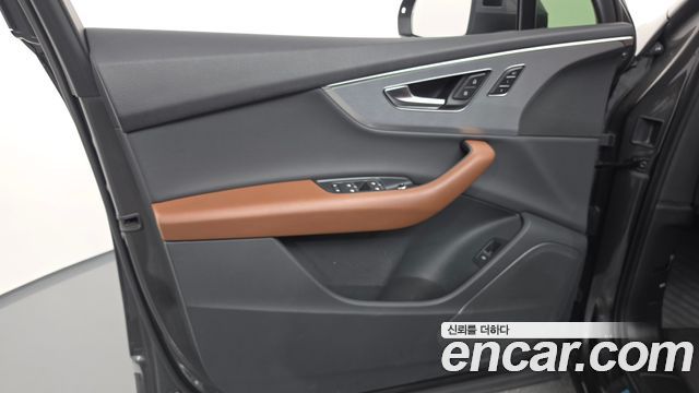 Audi Q7 2021 — photo 14