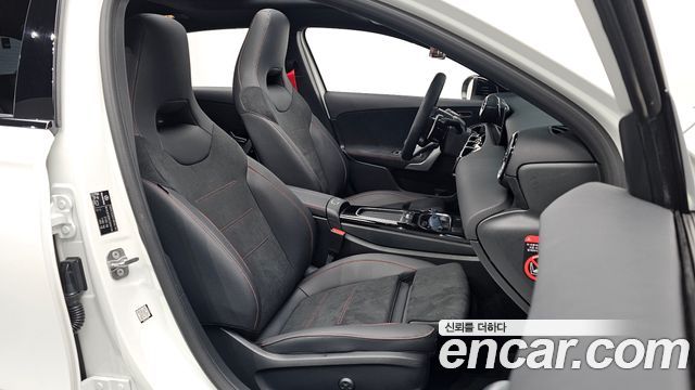 Mercedes-Benz A-Class 2026 — photo 11