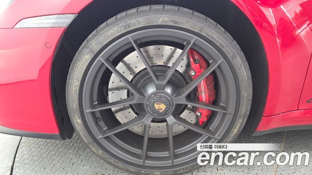 Porsche 911 2025 — photo 5
