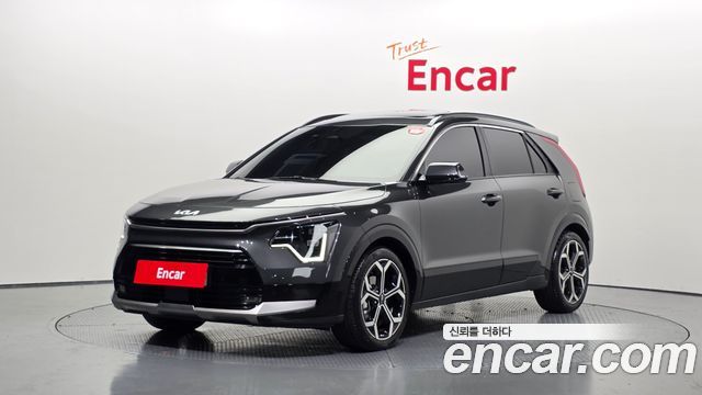 Kia Niro 2023 — photo 1