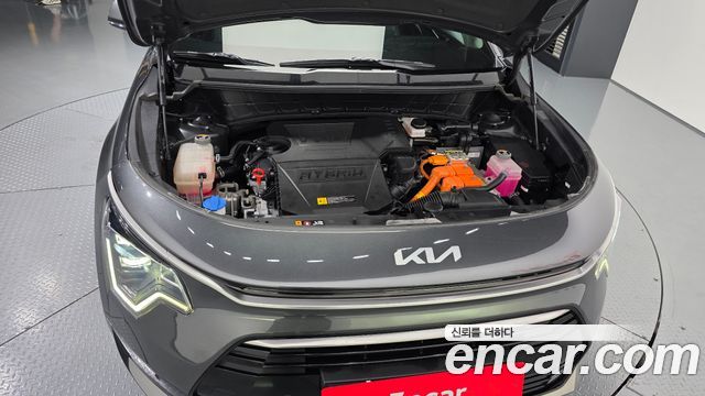 Kia Niro 2023 — photo 6