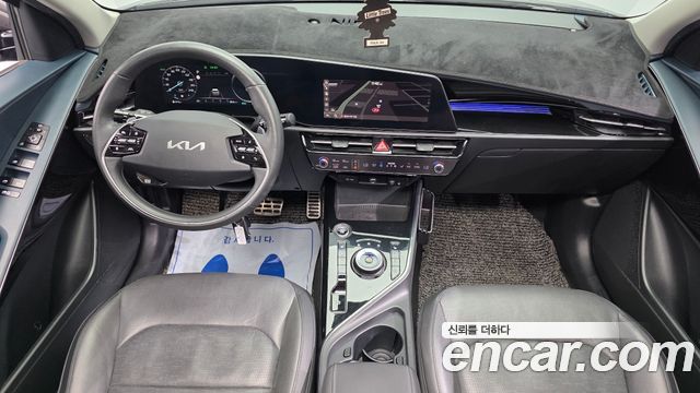 Kia Niro 2023 — photo 10
