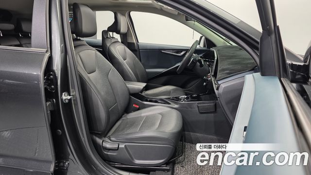 Kia Niro 2023 — photo 17