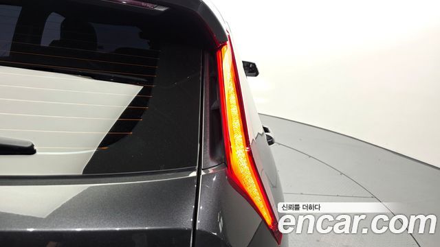 Kia Niro 2023 — photo 9