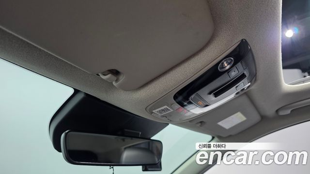 Kia Niro 2023 — photo 31