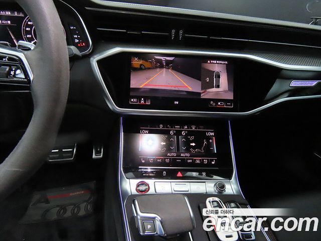 Audi RS7 2021 — photo 10