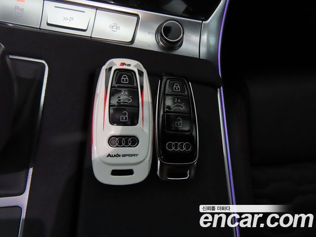 Audi RS7 2021 — photo 13
