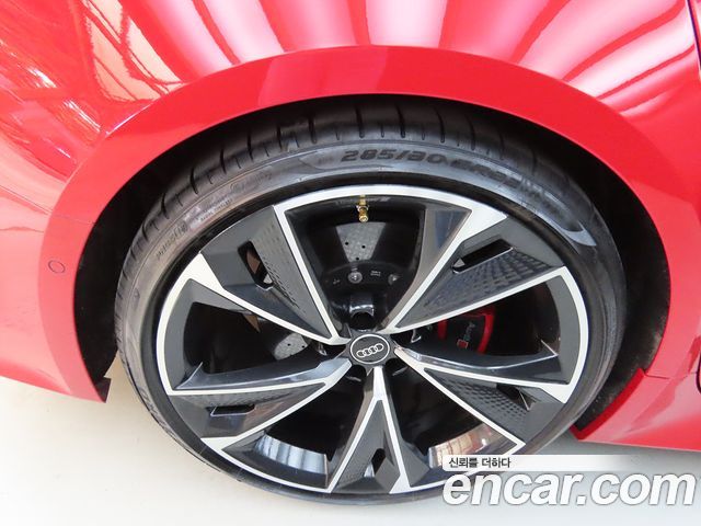 Audi RS7 2021 — photo 20