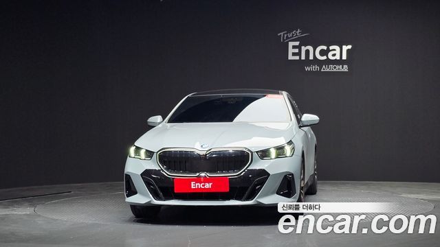 BMW 5-Series 2026 — photo 3