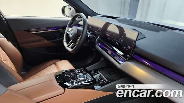 BMW 5-Series 2026 — photo 25