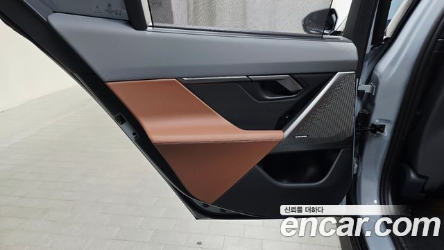 BMW 5-Series 2026 — photo 15