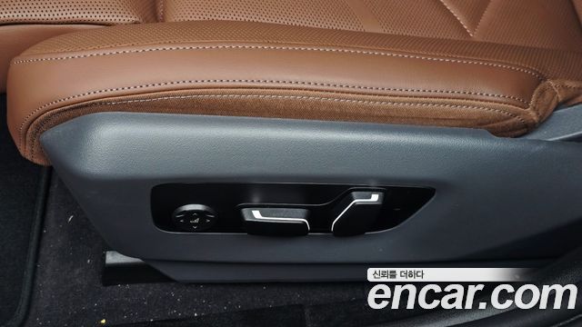 BMW 5-Series 2026 — photo 28