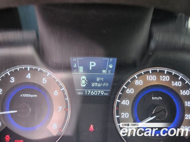 Hyundai Accent 2013 — photo 16