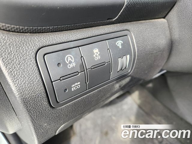 Hyundai Accent 2013 — photo 18