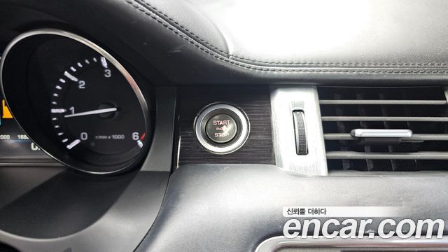 Land Rover Range Rover Evoque 2013 — photo 18