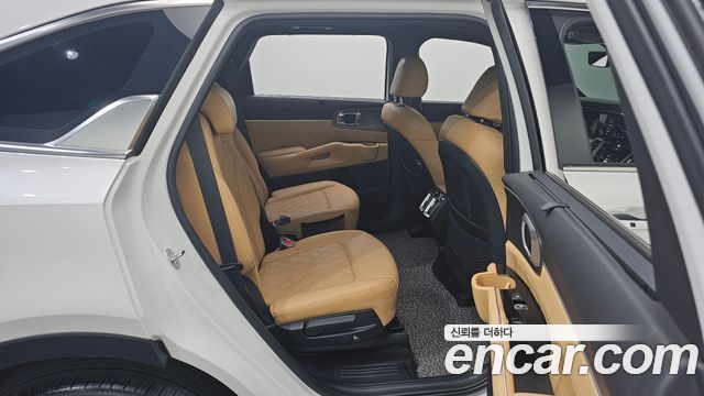 Kia Sorento 2023 — photo 11