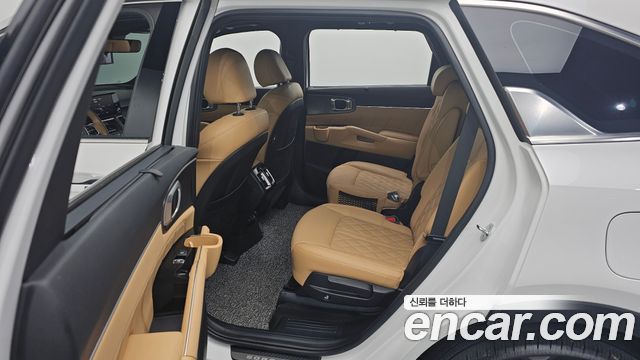 Kia Sorento 2023 — photo 12