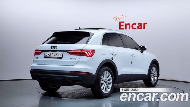 Audi Q3 2023 — photo 2