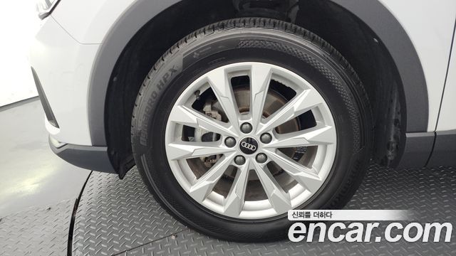 Audi Q3 2023 — photo 5