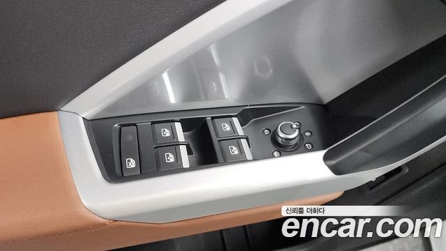 Audi Q3 2023 — photo 30